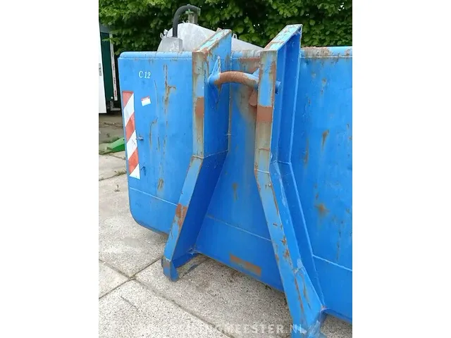 14m³ open container vossebelt - afbeelding 7 van  9