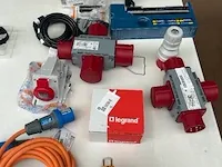 14x diverse bouwmaterialen en gereedschap legrand, brennenstuhl, varta - afbeelding 1 van  6