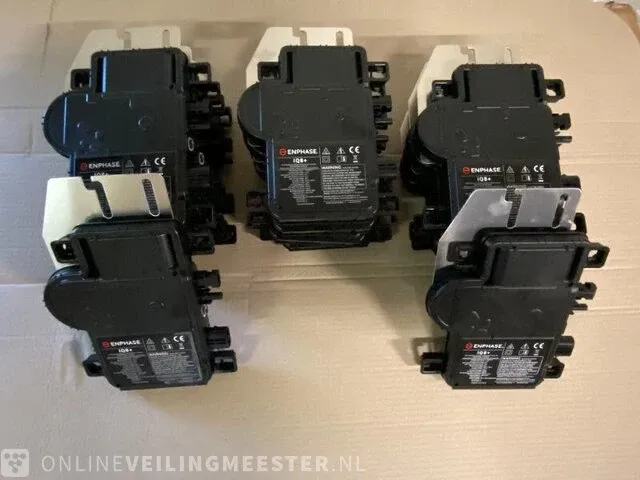 14x enphase iq8+ micro-omvormer - afbeelding 4 van  5