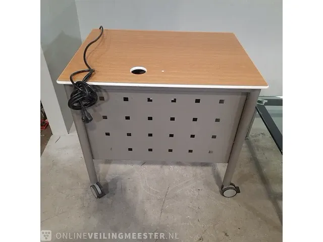14x verrijdbare lessenaar, 2x salontafel met glazen tafelblad en 4x tussenschot - afbeelding 12 van  15