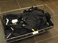 15 korte en lange werkbroeken portwest in diverse maten en uitvoeringen in mand. - afbeelding 1 van  2