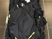 15 korte en lange werkbroeken portwest in diverse maten en uitvoeringen in mand. - afbeelding 2 van  2