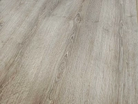 15 m2 laminaat plank - 1285 x 192 x 8 mm - afbeelding 1 van  3