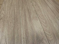 15 m2 laminaat tegel - 635 x 327 x 8 mm - afbeelding 2 van  3