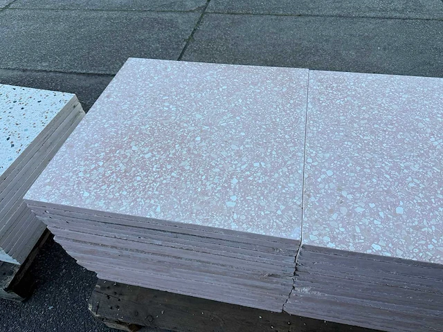 15,12m2 roze terrazzo tegels meerkleurig - afbeelding 3 van  3