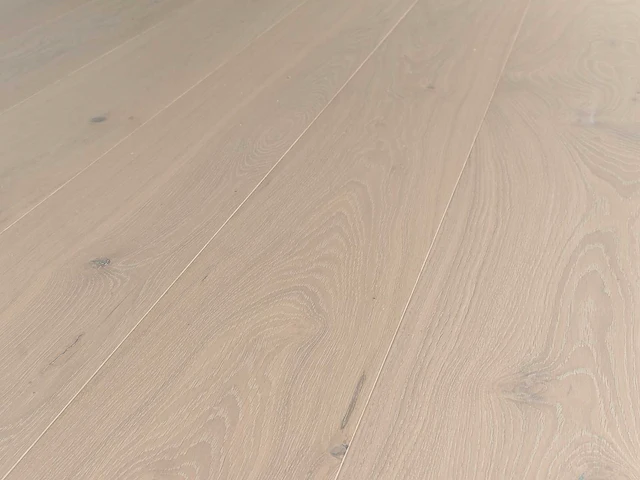 155 m2 parket eiken xl mutliplank - 2420 x 187 x 15 mm - afbeelding 1 van  3