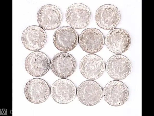 15x zilveren munten koningin wilhelmina , 1941 - afbeelding 1 van  2