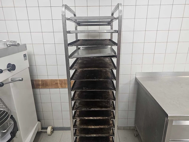 16-delige rvs afkoelwagen inclusief bakplaten - afbeelding 1 van  4