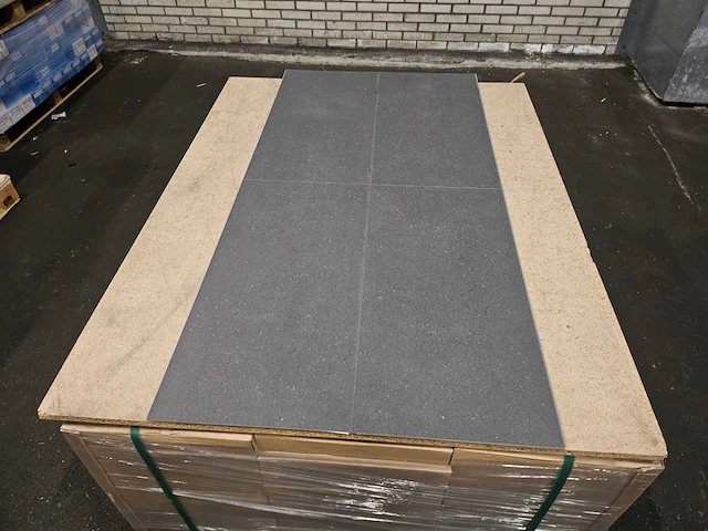 16 m2 pvc click tegel - 1300 x 320 x 4,5 mm - afbeelding 2 van  3