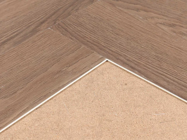 16 m2 pvc spc click visgraat - 610 x 150 x 5 mm - afbeelding 2 van  4