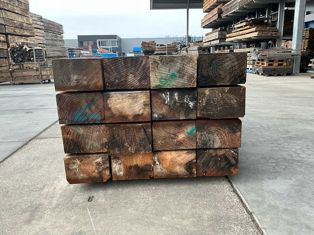 160 balken radiata pine 300x30x20cm reclaimd wood - afbeelding 9 van  14