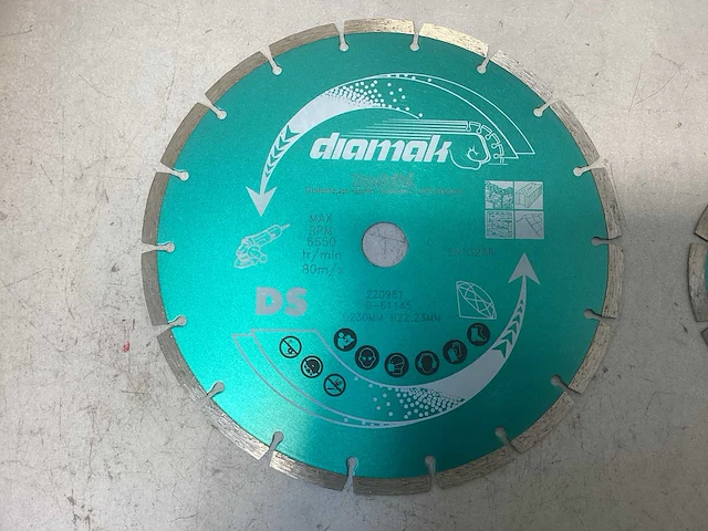 16x makita diamantzaagbladen 8x125mm/8x230mm - afbeelding 2 van  5
