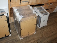 17 aluminiumkleurige fotolijsten 40 x 50 cm. - afbeelding 1 van  2