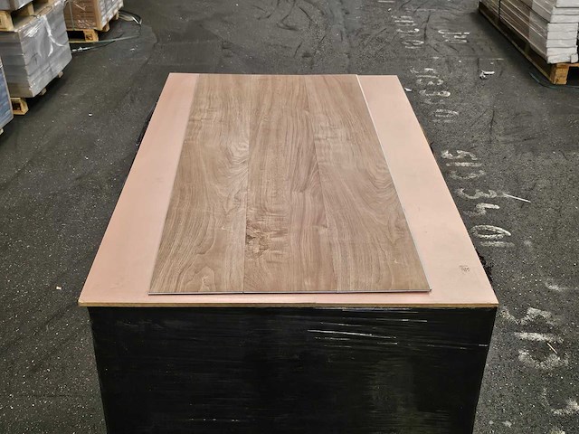 17 m2 pvc spc click plank met xps onderlaag - 1220 x 228 x 6,5 mm - afbeelding 3 van  3