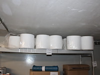 17 tissuerollen. - afbeelding 1 van  2