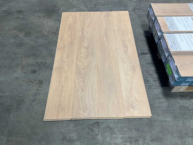 17,7m² krono kliklaminaat light brushed oak - afbeelding 5 van  9