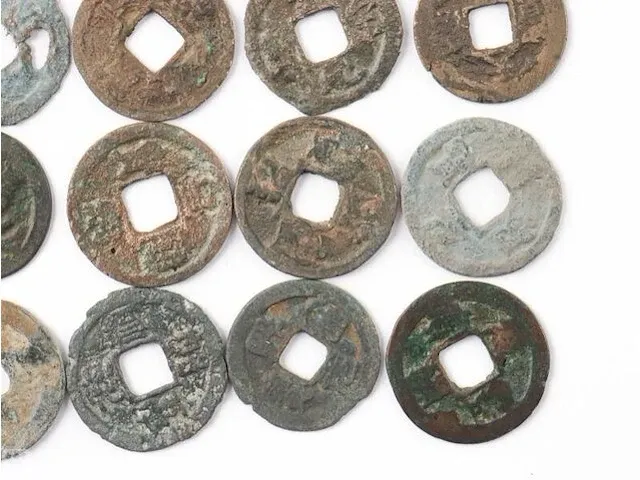17x bronzen chinese munten 15e eeuw - afbeelding 4 van  5