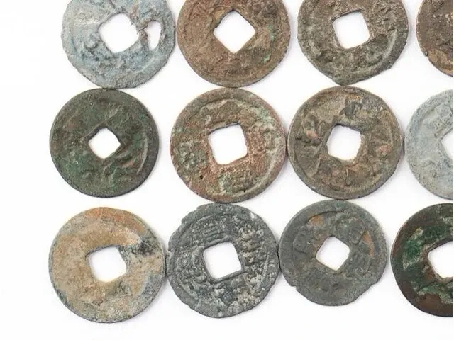 17x bronzen chinese munten 15e eeuw - afbeelding 5 van  5