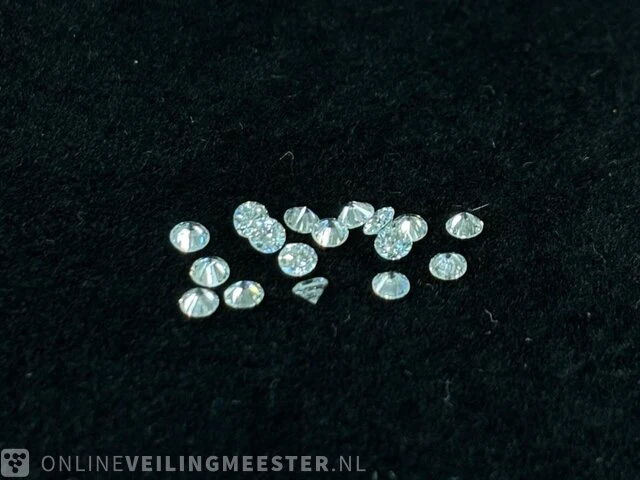 17x diamant - 1.0 karaat ( igi gecertificeerd ) - afbeelding 2 van  5