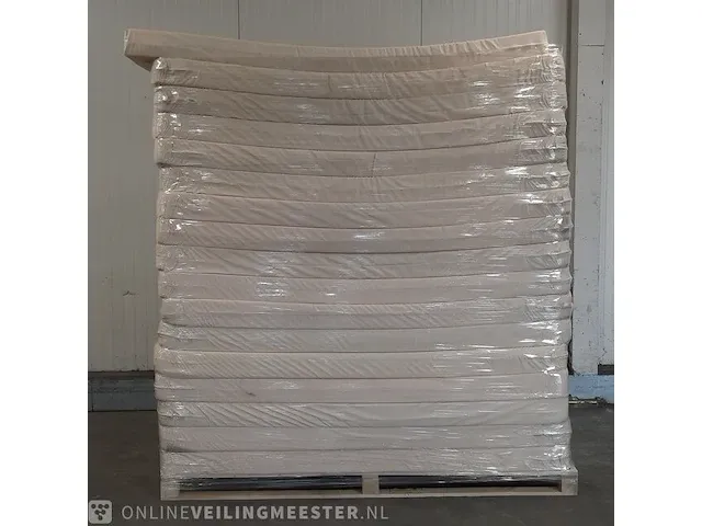 17x matras - afbeelding 1 van  3