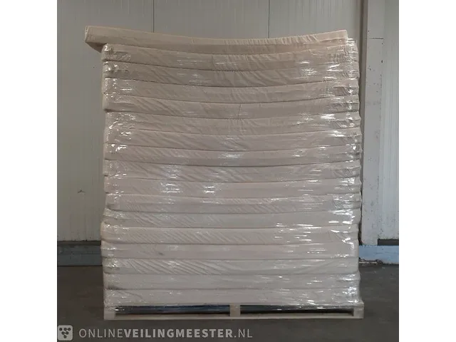 17x matras - afbeelding 1 van  3