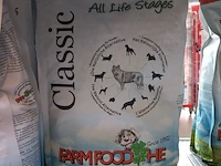 17x zak hondenvoer farmfood he - afbeelding 9 van  10