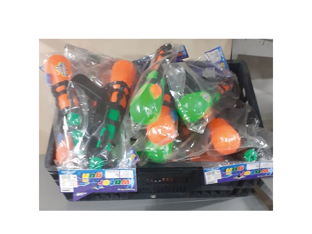 18 diverse waterspeelgoed - afbeelding 2 van  3