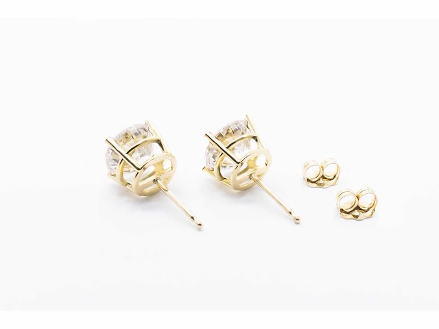18 karaat geelgouden oorstekers met 6,03 crt. diamant - afbeelding 7 van  7