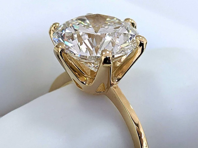 18 karaat geelgouden ring met 5,51 crt. diamant - afbeelding 3 van  9