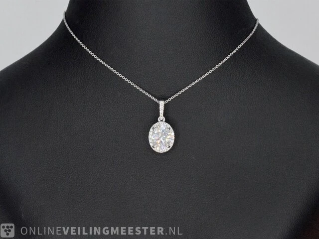 18 karaat witgouden hanger met diamanten en een ovale briljant - afbeelding 2 van  7