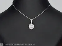 18 karaat witgouden hanger met diamanten en een ovale briljant - afbeelding 2 van  7