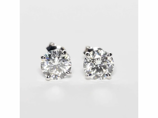 18 karaat witgouden oorstekers met 5,09 crt. diamant - afbeelding 1 van  9