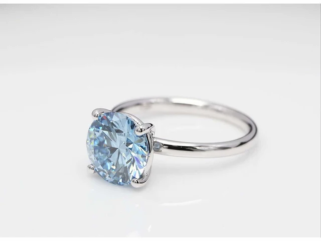 18 karaat witgouden ring met 2,08 diamant. - afbeelding 1 van  7