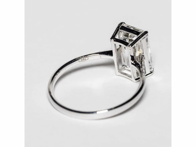 18 karaat witgouden ring met 3,07 crt. diamant. - afbeelding 10 van  18