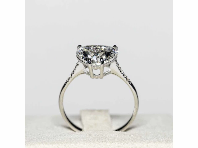 18 karaat witgouden ring met 3,07 crt. diamant. - afbeelding 2 van  11