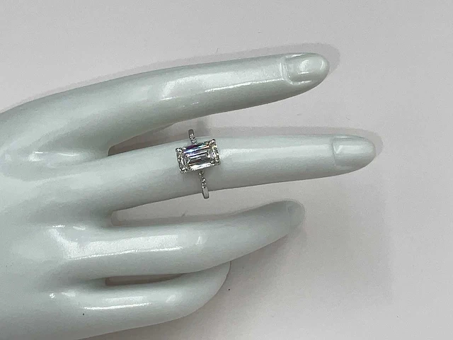 18 karaat witgouden ring met 3,07 crt. diamant. - afbeelding 1 van  20