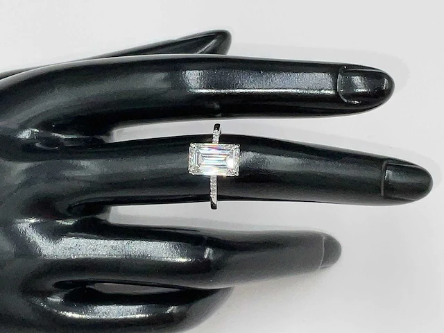18 karaat witgouden ring met 3,07 crt. diamant. - afbeelding 3 van  20