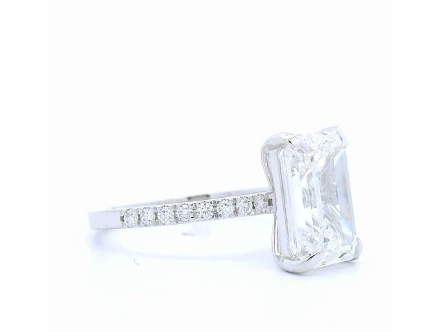 18 karaat witgouden ring met 4,23 crt. diamant - afbeelding 4 van  7