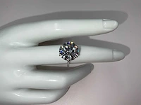 18 karaat witgouden ring met 7,05 crt. diamant. - afbeelding 5 van  17