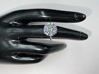 18 karaat witgouden ring met 7,05 crt. diamant. - afbeelding 1 van  17