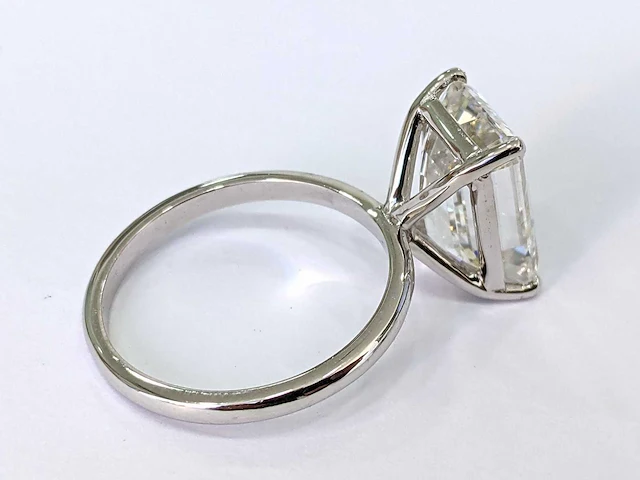 18 karaat witgouden ring met 7,68 crt. diamant - afbeelding 5 van  8
