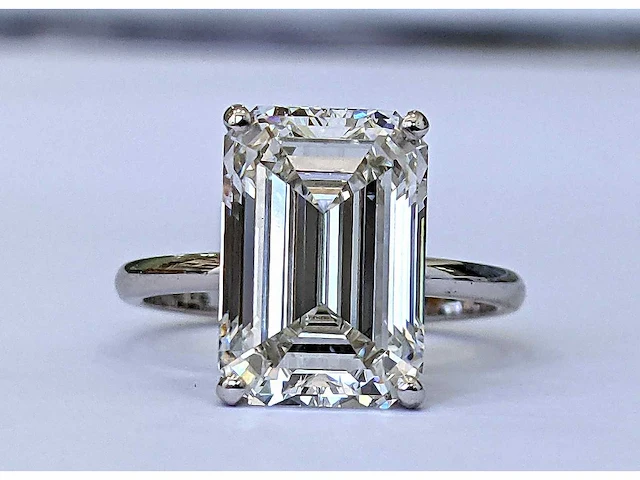 18 karaat witgouden ring met 7,68 crt. diamant - afbeelding 7 van  8