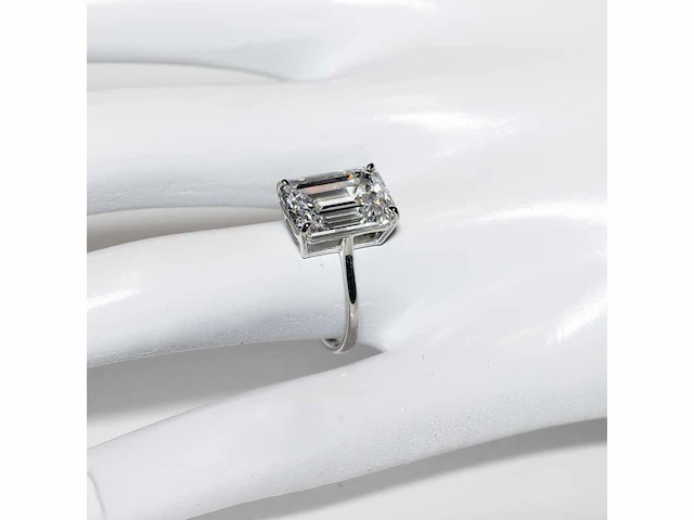 18 karaat witgouden ring met 8,05 crt. diamant. - afbeelding 12 van  18
