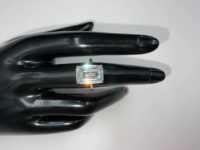 18 karaat witgouden ring met 8,05 crt. diamant. - afbeelding 1 van  20