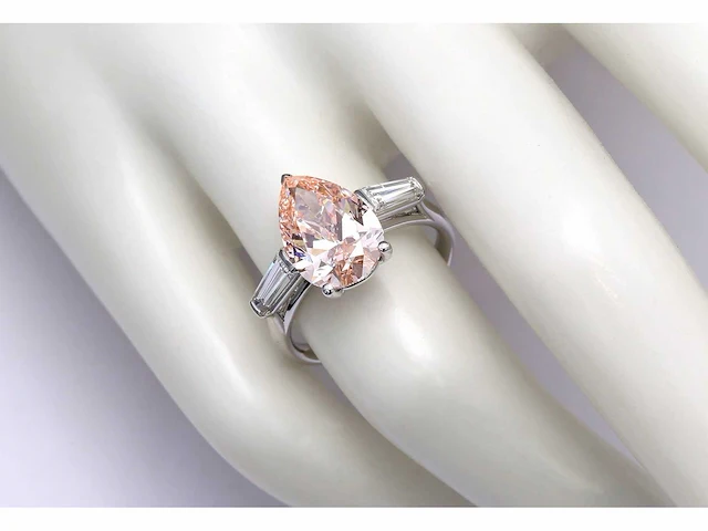 18 karaat witgouden ring met roze 4,41 crt. diamant - afbeelding 1 van  9