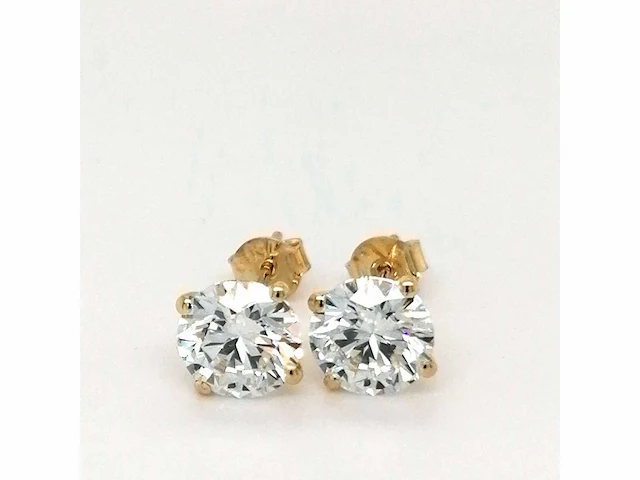 18 krt. geel gouden oorstekers 5,03 crt. diamanten - afbeelding 3 van  4