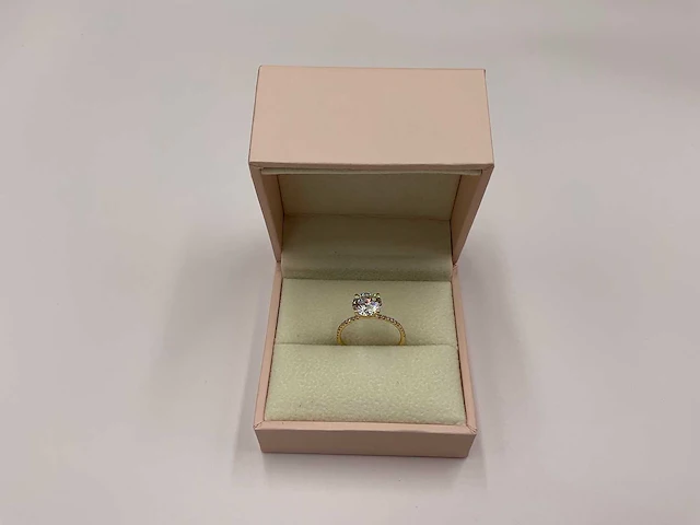 18 krt. geel gouden ring met diamant 2,16 crt. - afbeelding 2 van  13