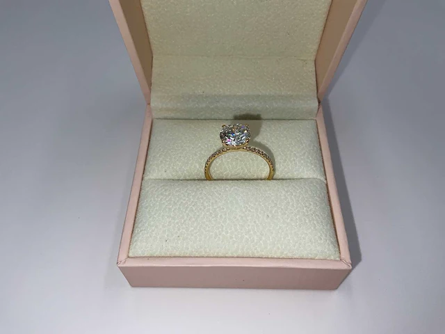 18 krt. geel gouden ring met diamant 2,16 crt. - afbeelding 3 van  13