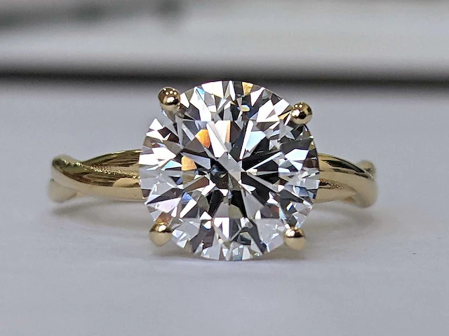 18 krt. geel gouden ring met diamant 3,07 crt. - afbeelding 9 van  12