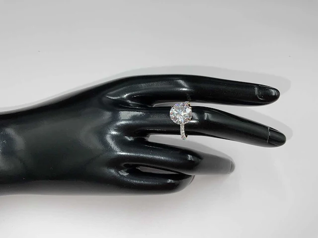 18 krt. geel gouden ring met diamant 4,54 crt. - afbeelding 5 van  17